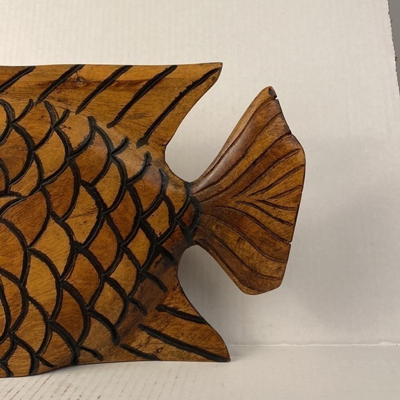 Carved wooden fish, large figurine wood decor animal vintage handmade - Picture 5 of 10